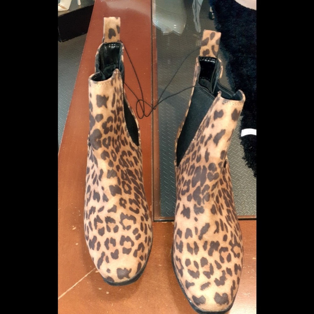 Ellie Ankle Boots